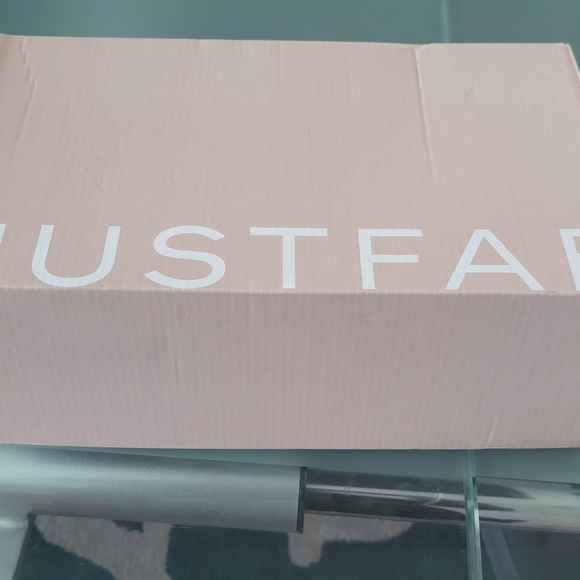 NWT Khloy Nice Blue Suede Pumps Size 7 - Picture 6 of 7